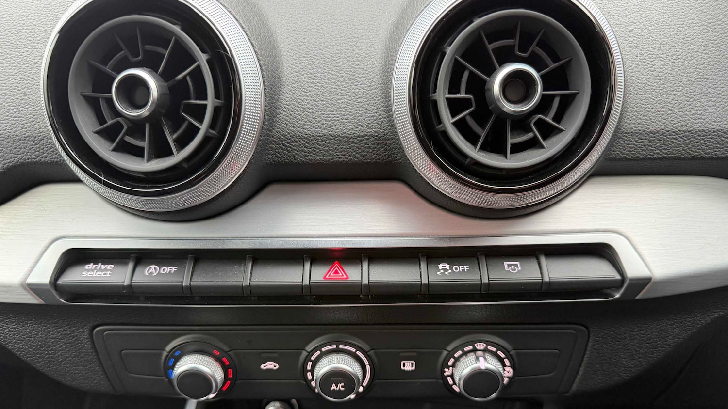 Used Audi Q2 2024 for sale - 77257439: Photo 20