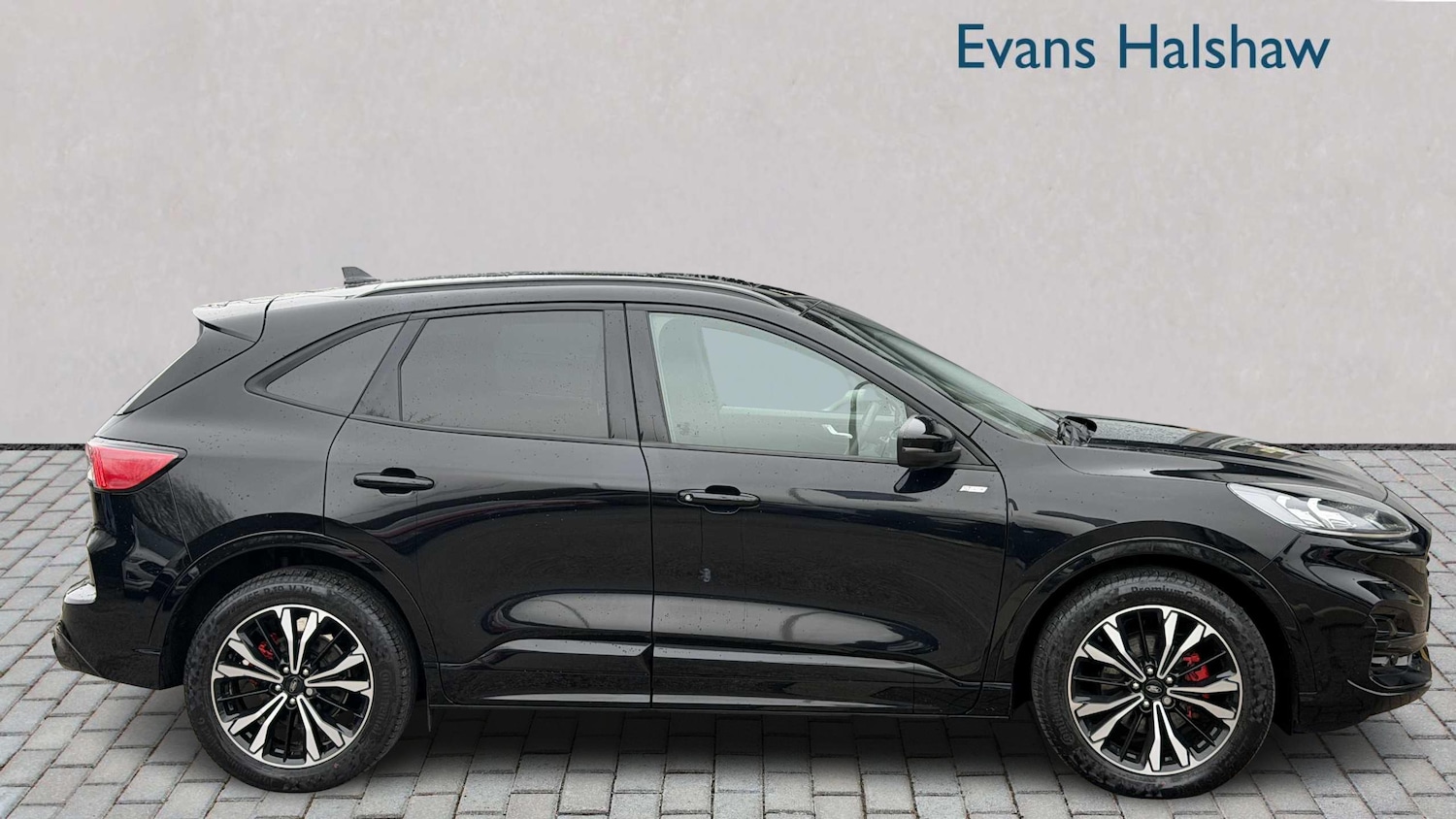 Used Ford Kuga 2023 for sale - 77772182: Photo 2