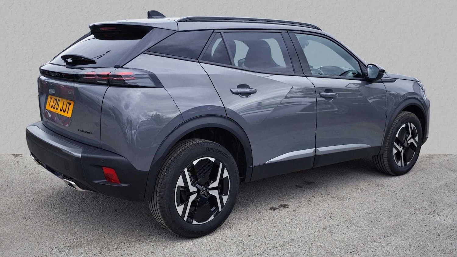 Used Peugeot 2008 2025 for sale - 76351553: Photo 3