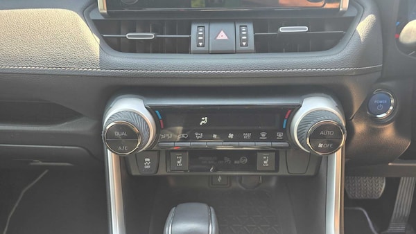 Used Toyota RAV4 2022 for sale - 76045178: Photo 29