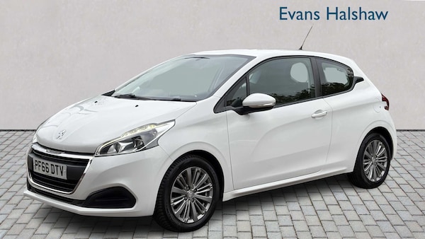 Used Peugeot 208 2016 for sale - 76310843: Photo 6