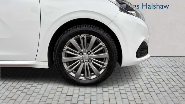 Used Peugeot 208 2016 for sale - 76310843: Photo 8