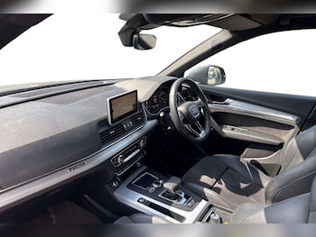 Used Audi Q5 2019 for sale - 79429012: Photo