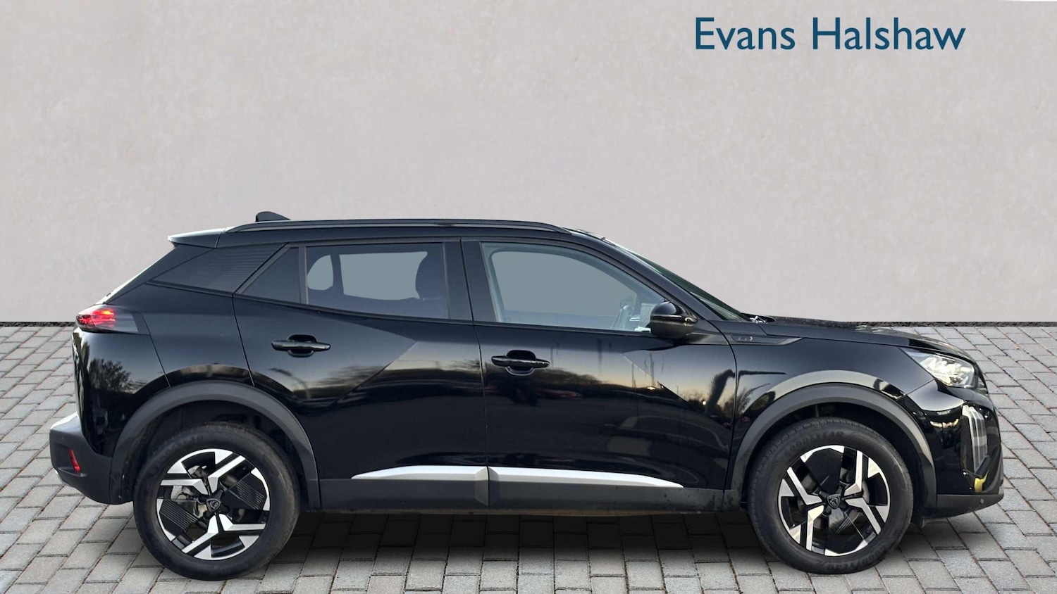 Used Peugeot 2008 2024 for sale - 76648841: Photo 2