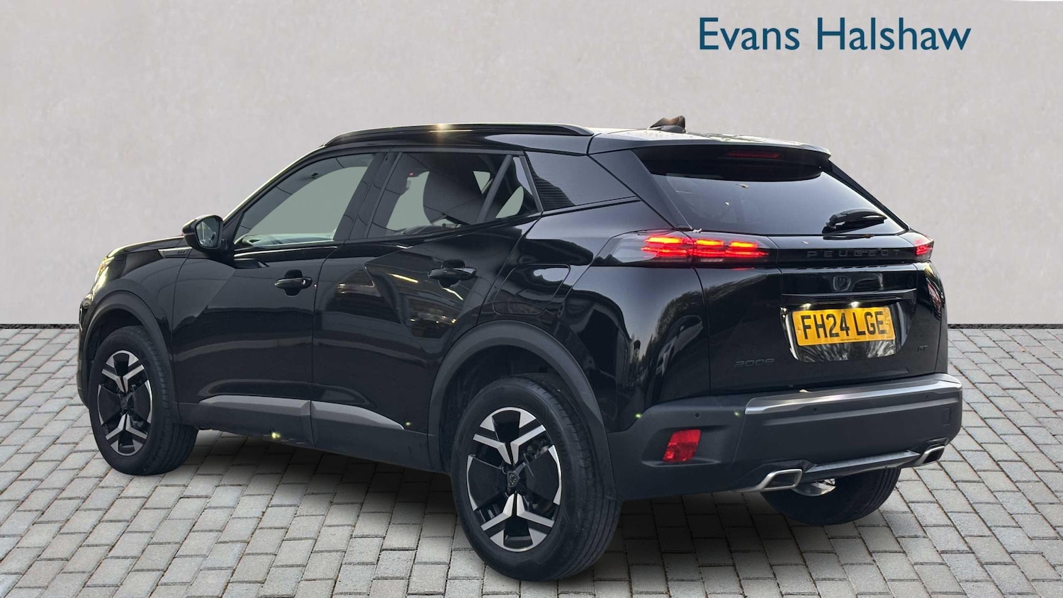 Used Peugeot 2008 2024 for sale - 76648841: Photo 5