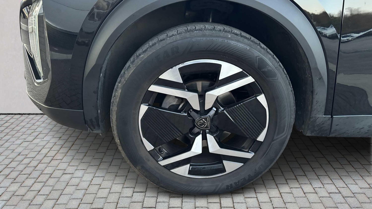 Used Peugeot 2008 2024 for sale - 76648841: Photo 8