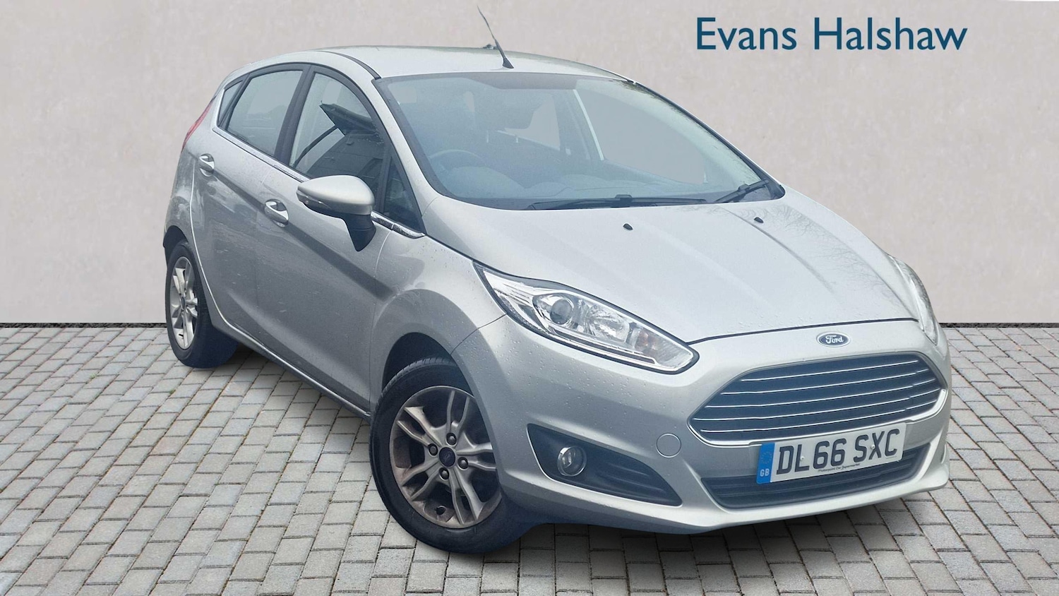 Used Ford Fiesta 2016 for sale - 76705127: Photo 1