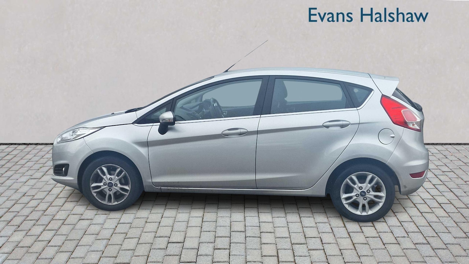 Used Ford Fiesta 2016 for sale - 76705127: Photo 3