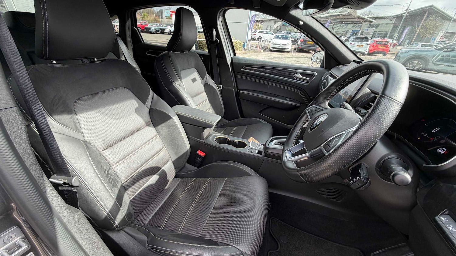 Used Renault Arkana 2023 for sale - 78104475: Photo 16