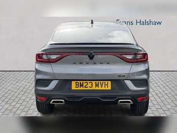 Used Renault Arkana 2023 for sale - 78104475: Photo