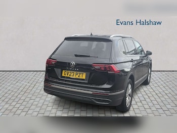 Used Volkswagen Tiguan Allspace 2023 for sale - 79455766: Photo