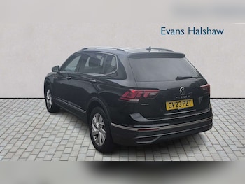Used Volkswagen Tiguan Allspace 2023 for sale - 79455766: Photo