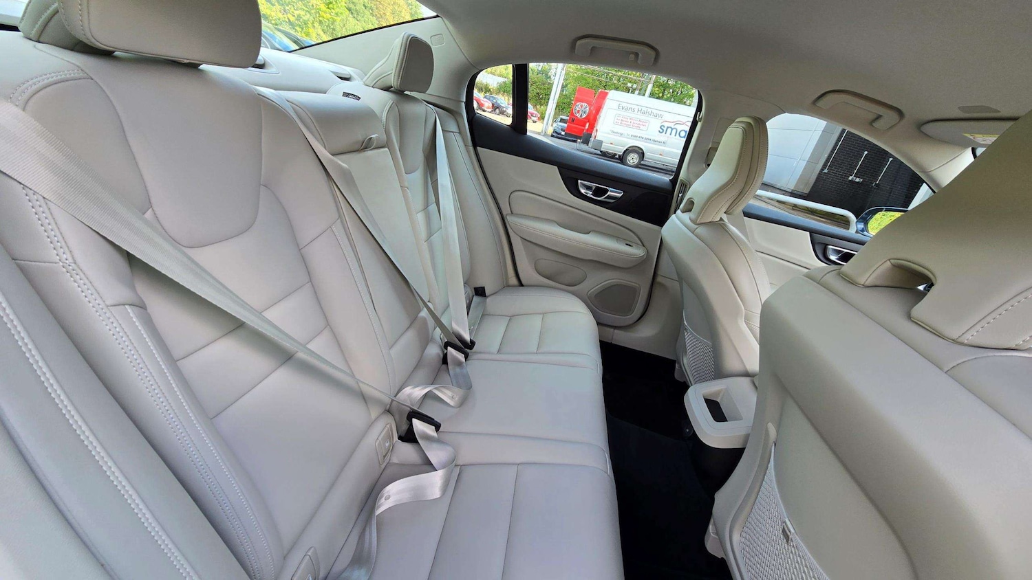 Used Volvo S60 2022 for sale - 76705179: Photo 13