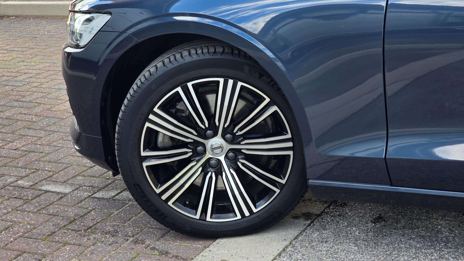 Used Volvo S60 2022 for sale - 76705179: Photo 8