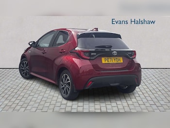 Used Toyota Yaris 2021 for sale - 78639255: Photo