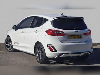 Used Ford Fiesta 2020 for sale - 76113575: Photo 2