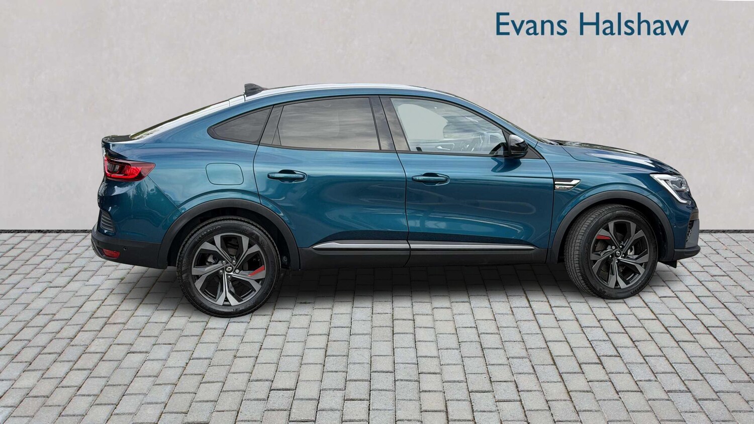 Used Renault Arkana 2022 for sale - 76262363: Photo 2