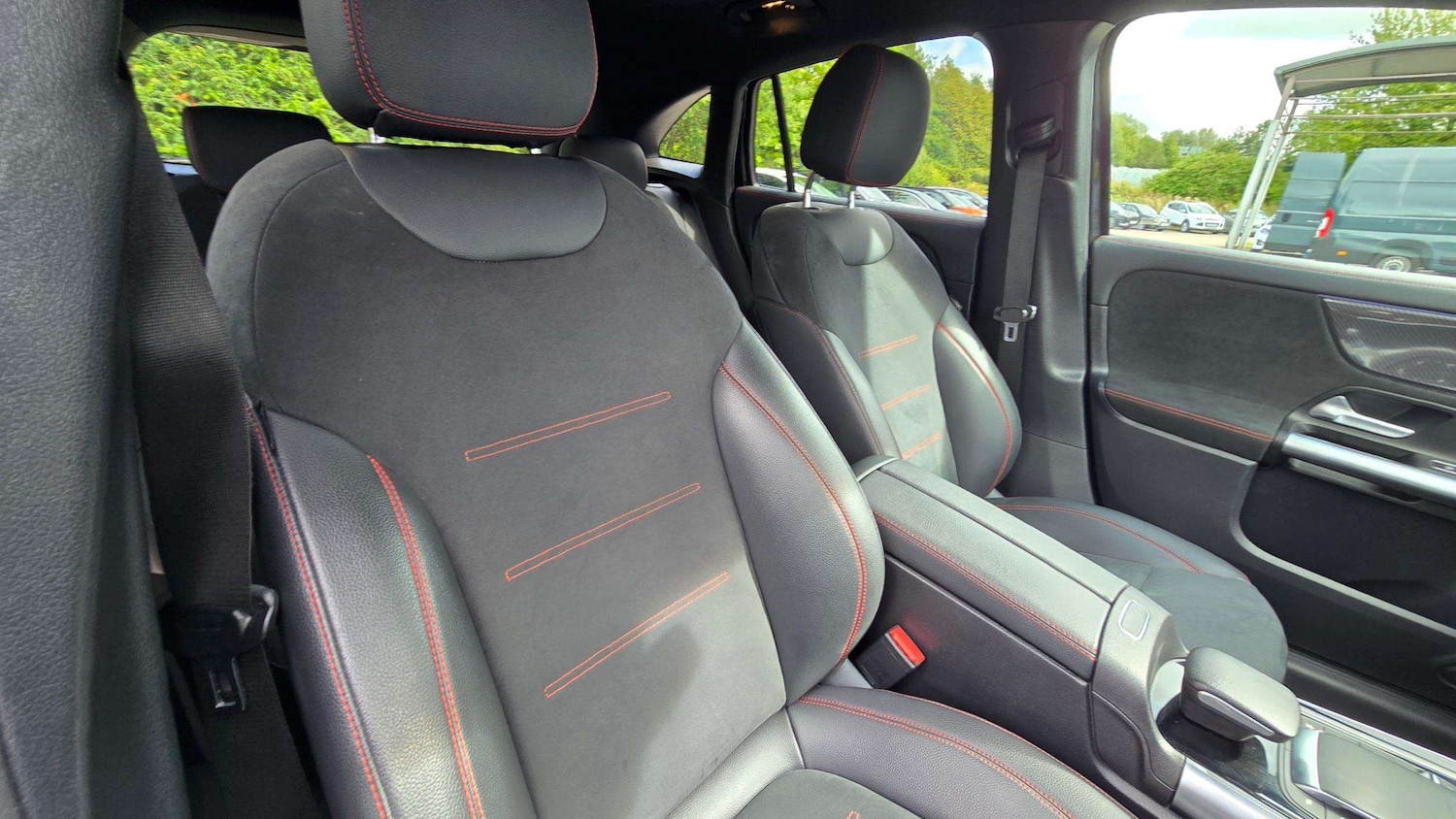 Used Mercedes-Benz GLA 2023 for sale - 76378769: Photo 33