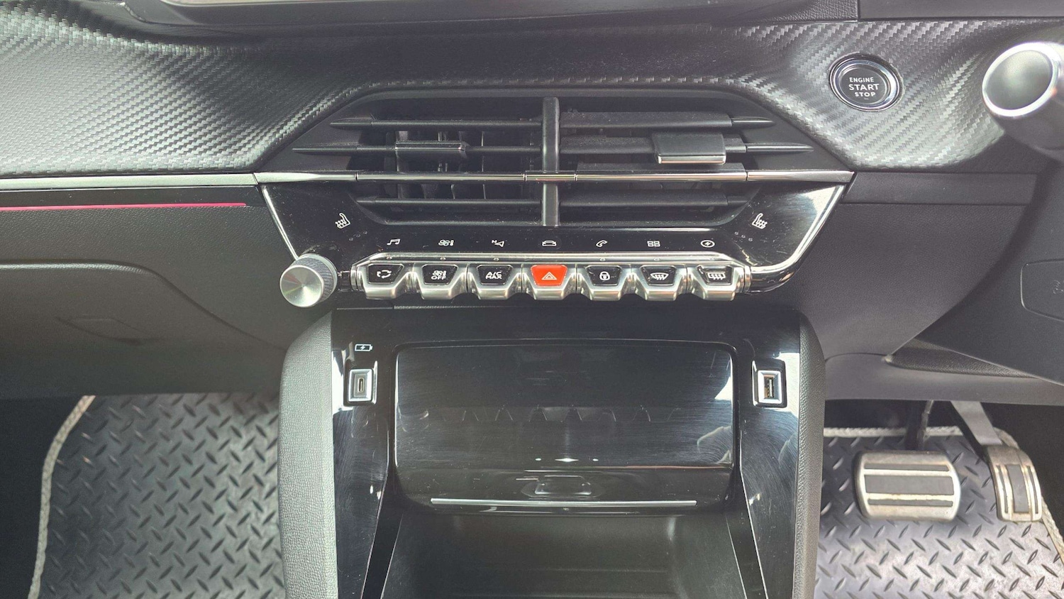 Used Peugeot 2008 2020 for sale - 75813636: Photo 26