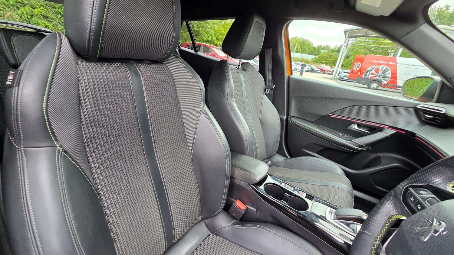 Used Peugeot 2008 2020 for sale - 75813636: Photo 31
