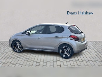 Used Peugeot 208 2016 for sale - 78666495: Photo