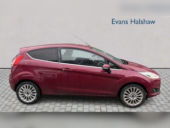 Used Ford Fiesta 2015 for sale - 77443430: Photo