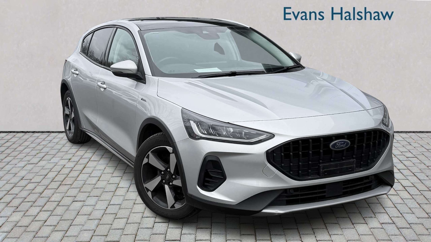 Used Ford Focus 2023 for sale - 78104774: Photo 2