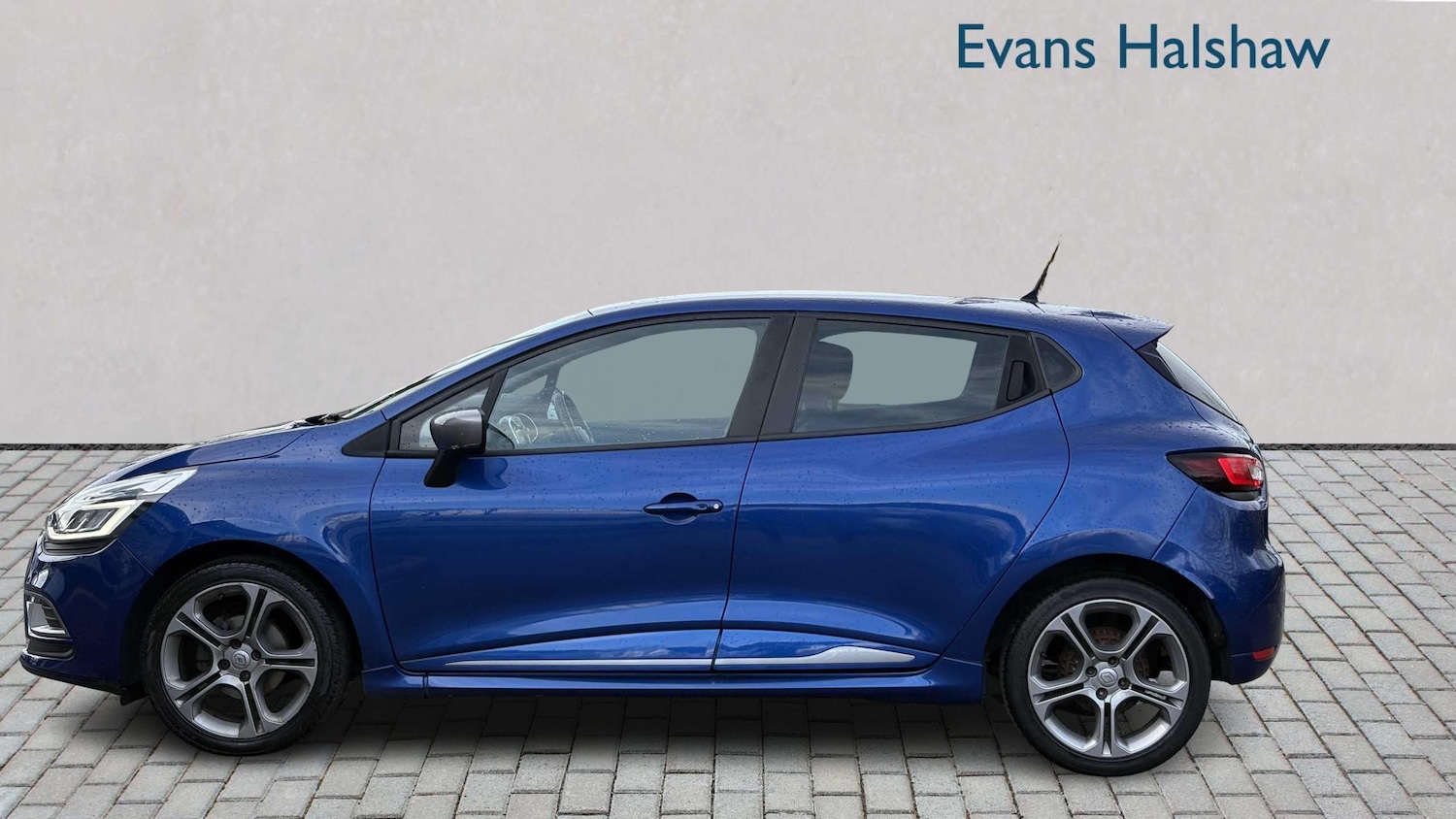 Used Renault Clio 2018 for sale - 77361335: Photo 6