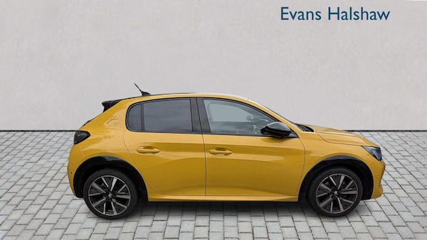 Used Peugeot 208 2022 for sale - 76218265: Photo 5