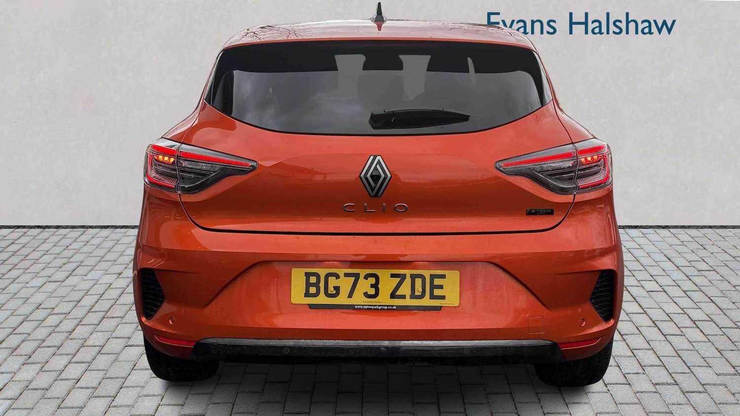 Used Renault Clio 2023 for sale - 77943509: Photo 3