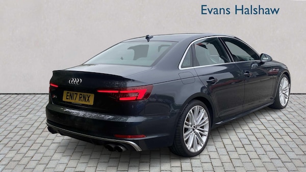 Used Audi A4 2017 for sale - 76298392: Photo 4