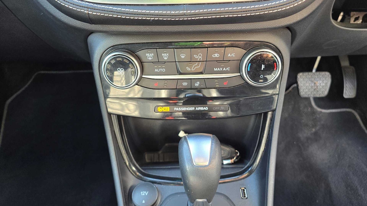 Vehicle 29