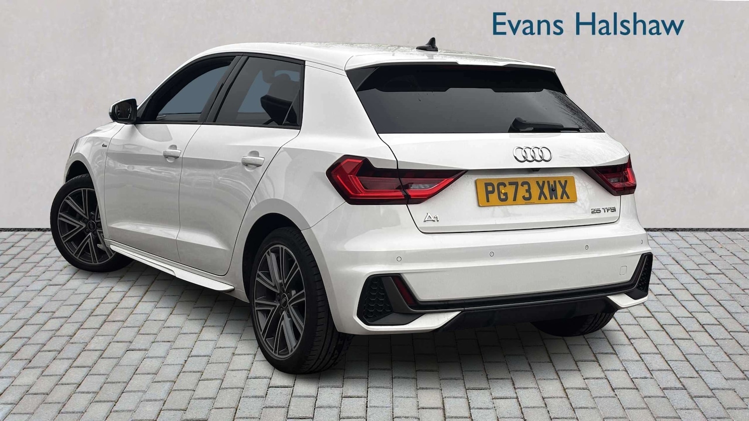 Used Audi A1 2023 for sale - 77674598: Photo 2