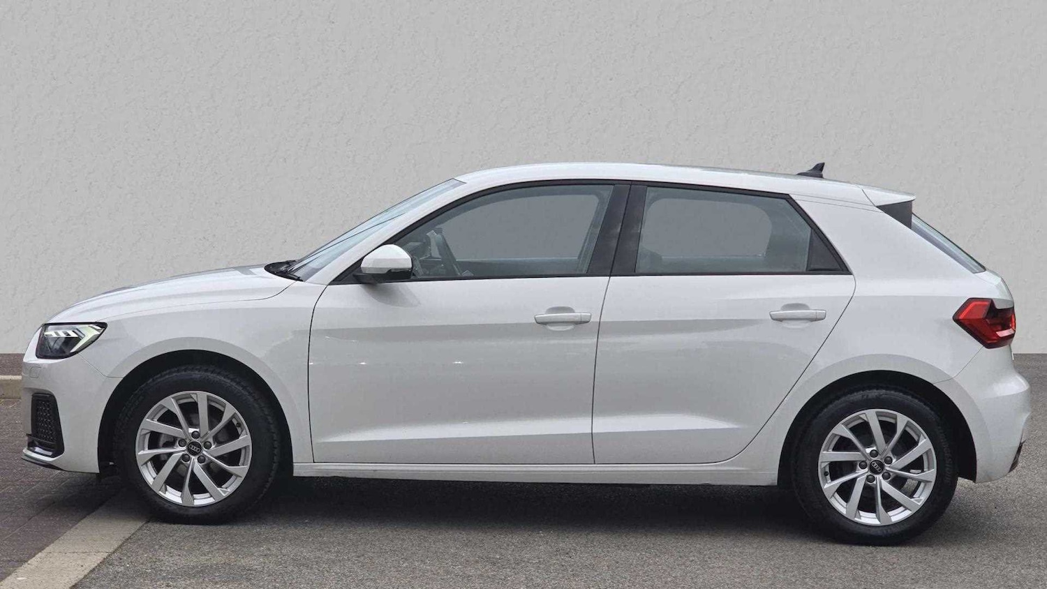 Used Audi A1 2023 for sale - 76553184: Photo 5