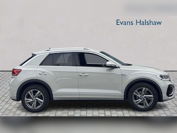 Used Volkswagen T-Roc 2024 for sale - 79134699: Photo
