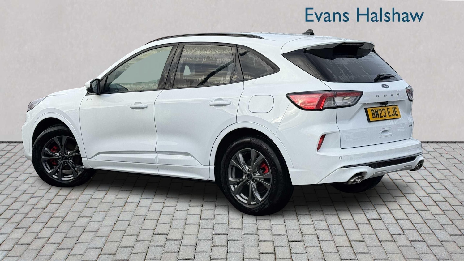 Used Ford Kuga 2023 for sale - 77348017: Photo 2