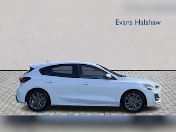 Used Ford Focus 2025 for sale - 79810813: Photo