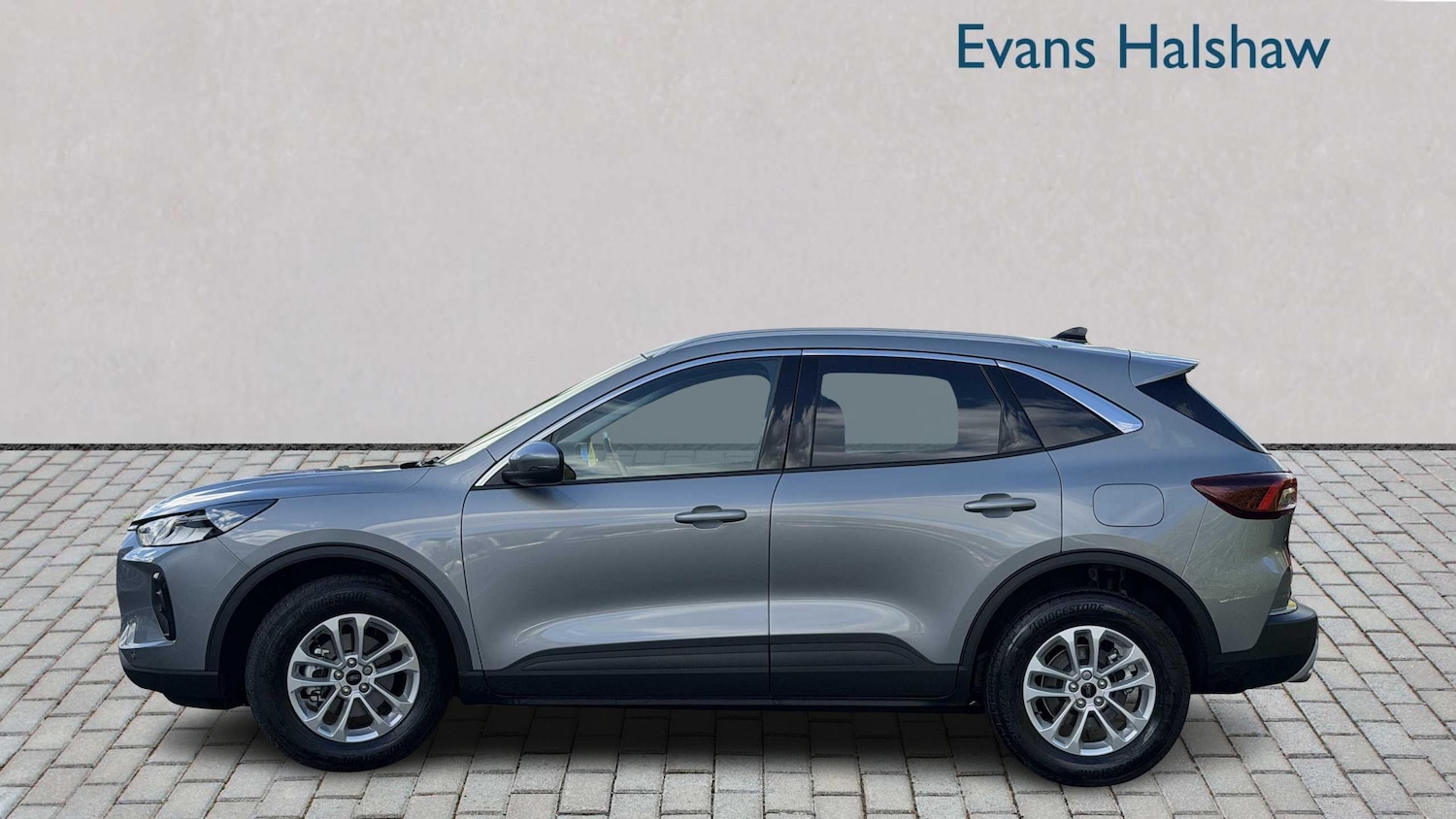 Used Ford Kuga 2025 for sale - 76298417: Photo 2