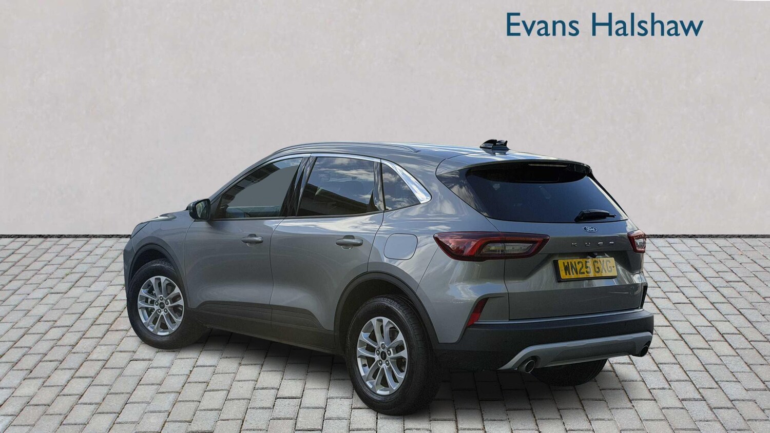 Used Ford Kuga 2025 for sale - 76298417: Photo 3