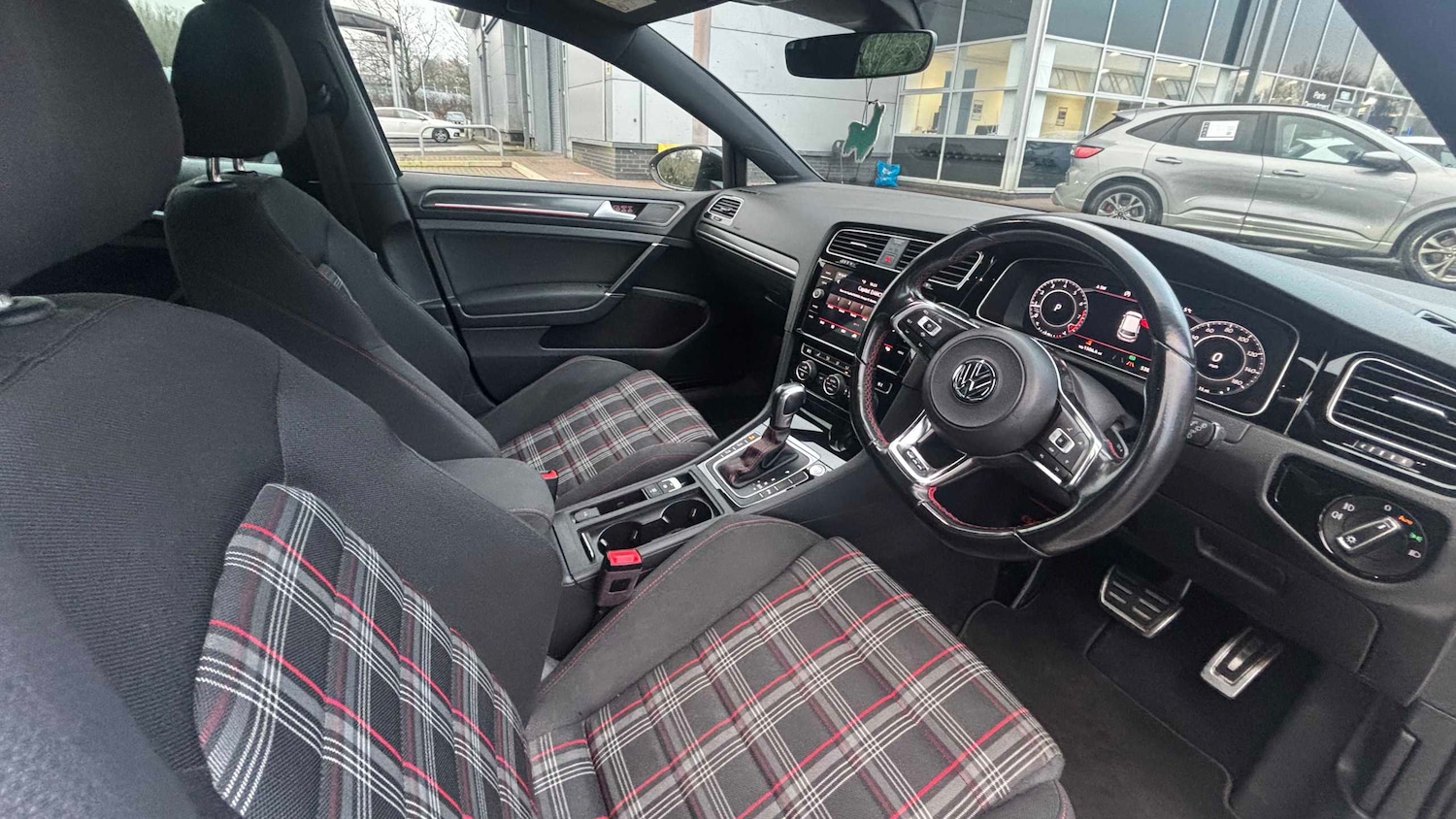 Used Volkswagen Golf 2019 for sale - 77458613: Photo 10