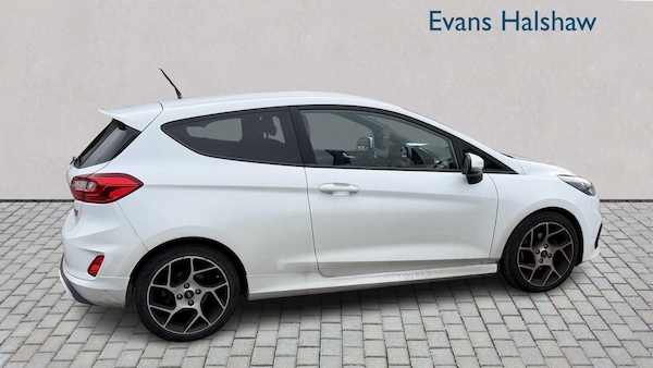 Used Ford Fiesta 2019 for sale - 76230354: Photo 4