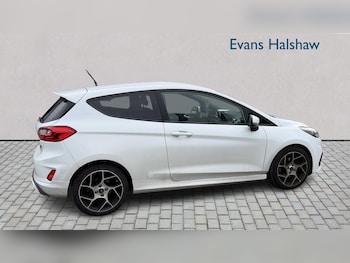 Used Ford Fiesta 2019 for sale - 76230354: Photo 4