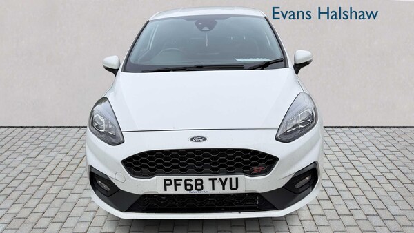 Used Ford Fiesta 2019 for sale - 76230354: Photo 5