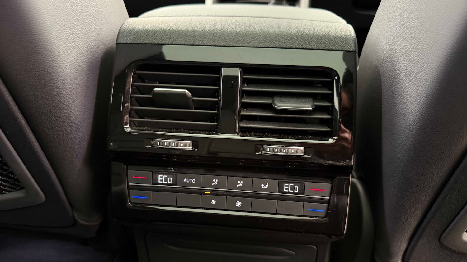 Used Volkswagen Touareg 2021 for sale - 77308335: Photo 17