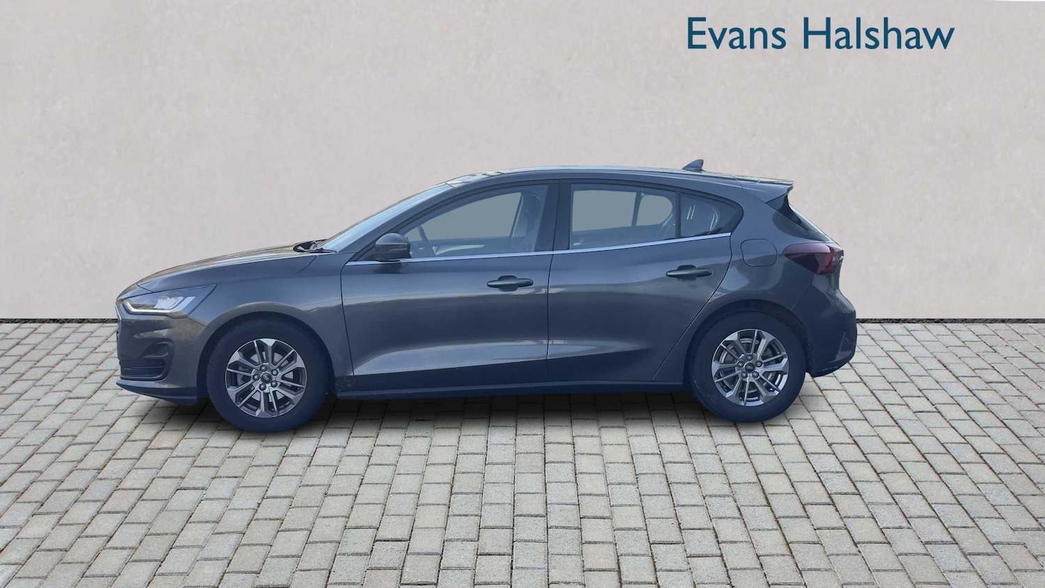 Used Ford Focus 2023 for sale - 76692160: Photo 3