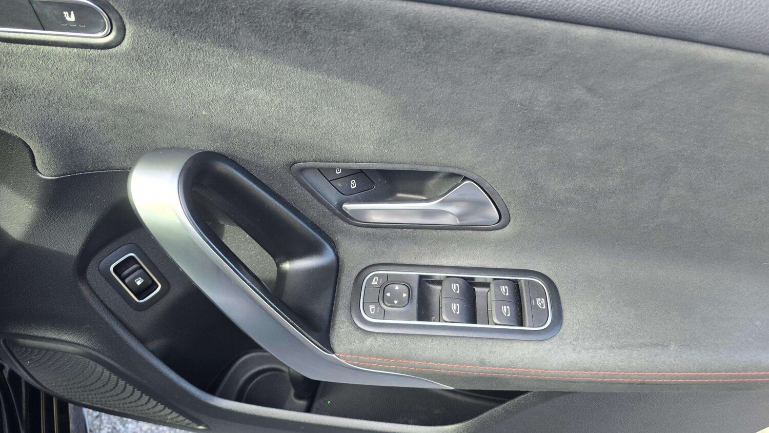 Used Mercedes-Benz A-Class 2020 for sale - 75813632: Photo 20