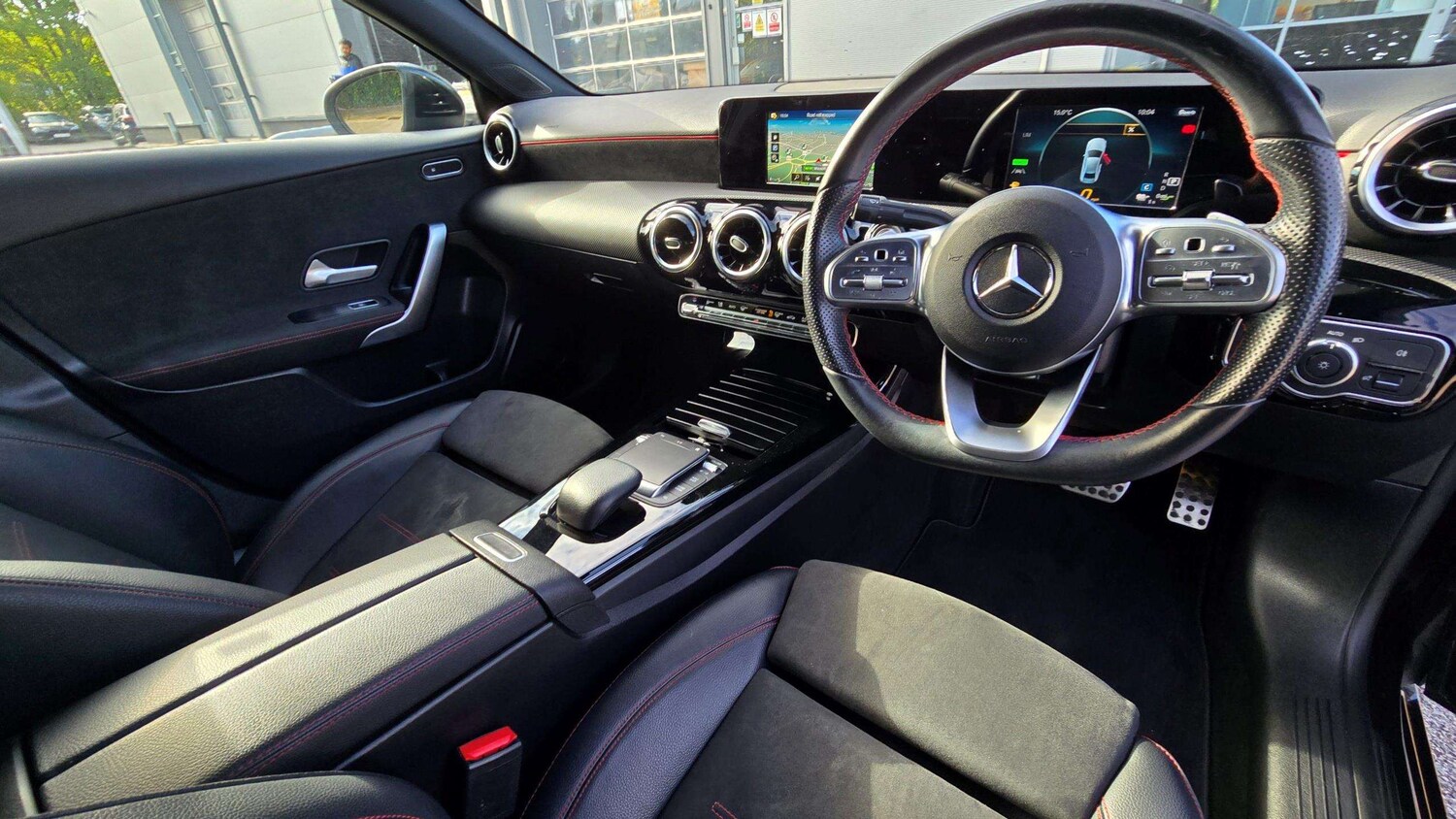 Used Mercedes-Benz A-Class 2020 for sale - 75813632: Photo 31