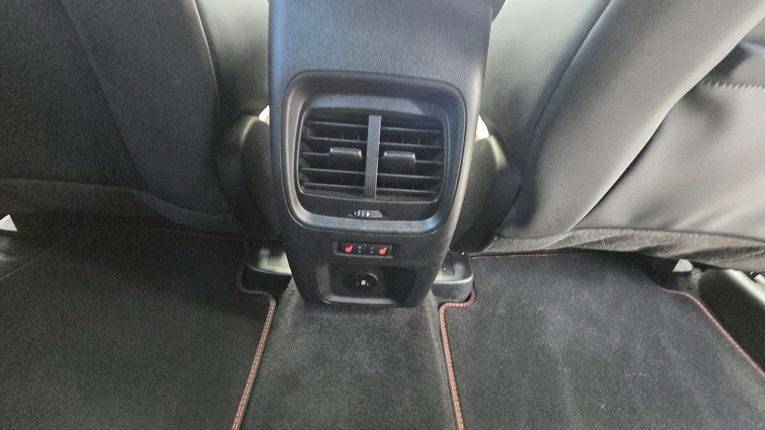 Used Ford Kuga 2024 for sale - 76421129: Photo 17