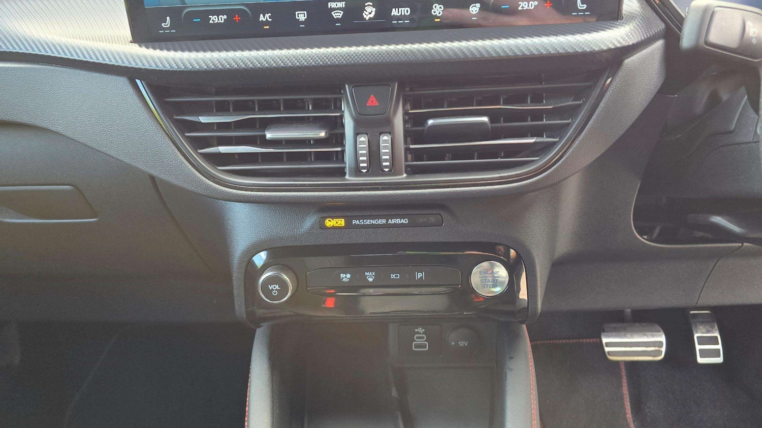 Used Ford Kuga 2024 for sale - 76421129: Photo 30