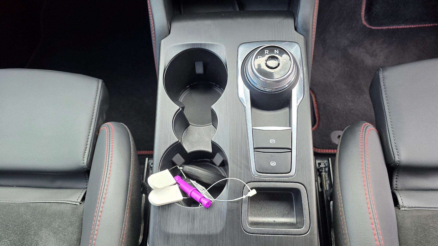 Used Ford Kuga 2024 for sale - 76421129: Photo 32